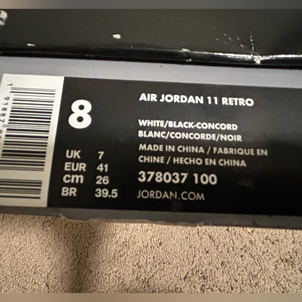 Men’s Jordan 11 Concord - Picture 7 of 7